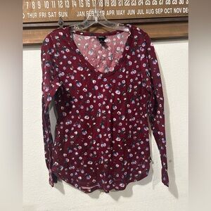 Rue 21 Women’s Blouse X-Large  Maroon Floral V Neck (1430)